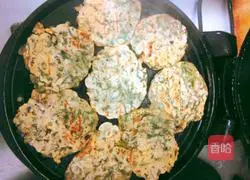 Illustration of how to make celery leaf cakes 11