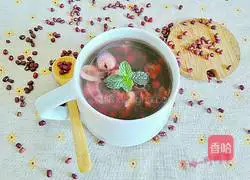 Illustration of how to make red bean and lotus seed soup 10