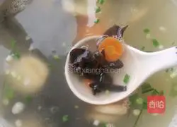 Illustration of how to make Japanese tofu, fungus and carrot soup 7