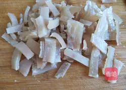 Illustration of how to make egg-and-vegetable pig skin twitching 3