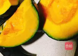 Illustration of how to make pumpkin stuffed buns 1