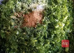 Illustration of how to make fennel and egg pie 7