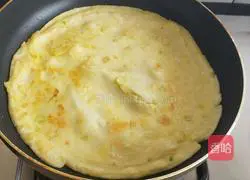 Illustration of how to make egg pancakes 2