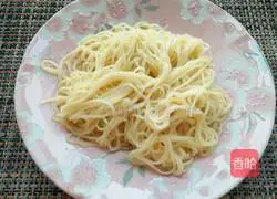 Cool Flowers Illustration of making clam noodles 11