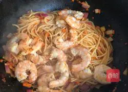 Illustration of Italian Shrimp Noodles 7