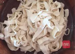 Illustration of how to make fried noodles 9