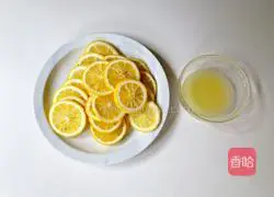 Illustration of how to make lychee lemon tea 5