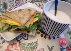 Illustration of how to make flatbread with eggs 7