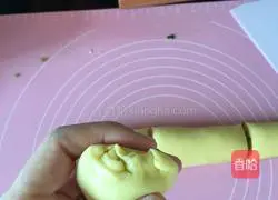 Illustration of how to make green onion cake 9