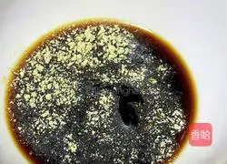 Illustration of spicy stir-fried black chicken 3