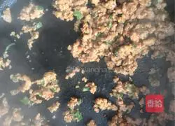 Illustration of how to make tomato meat sauce pasta 5