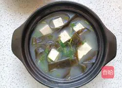 Illustration of how to make kelp and tofu soup 8