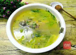 Illustration of how to make crucian carp vermicelli soup 14