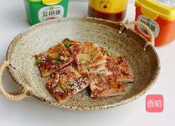 Illustration of making sauce-flavored pancake 11