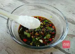 Illustration of how to make cold double ears 6