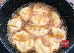 Illustration of how to make beef dumpling noodles 8