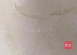 Illustration of how to make scallion pancakes for breakfast 4