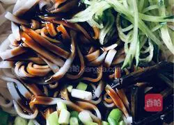 Illustration of how to make scallion oil noodles 11