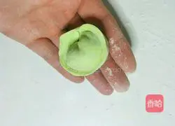 Illustration of how to make delicious colorful vegetarian dumplings 13