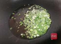 Illustration of how to make cold shredded radish 9