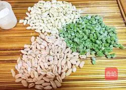 Illustration of how to make three-color mochi 6