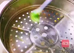 Illustration of how to make Shaanxi snack chive rolls 14