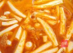 Korean Illustration of making hot and sour soup 6