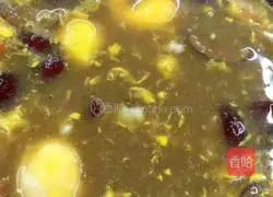 Illustration of how to make donkey-hide gelatin stewed with red dates 3