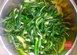 Illustration of how to make pickles 8