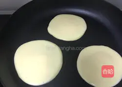 Illustration of how to make small pancakes (snacks) 3