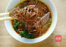 Illustrations of how to make glutinous rice with sheep's blood 10