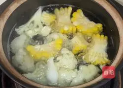 Spicy fried instant noodles Practice illustration 4