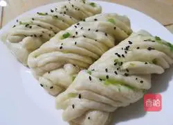 Illustration of how to make fried rolls 22