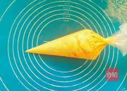 Illustration of how to make egg yolk biscuits (baby snacks) 7