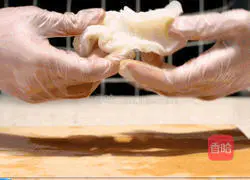 New Zealand Fish Maw Chicken Feet Soup Illustration 1