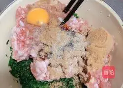 Shepherd's purse and pork dumplings - dragon fruit noodles recipe 3