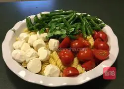 Illustration of how to make cold spaghetti 8