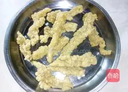 Illustration of how to make short crispy pork 12