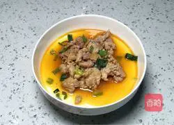 Illustration of how to make minced meat and steamed eggs 8