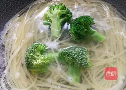 Illustration of how to make tomato braised meat sauce pasta 5