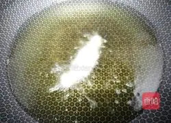 Illustration of how to make ham sausage candy 8