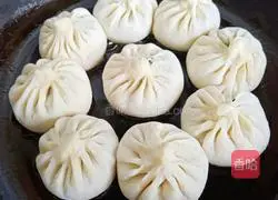 Illustration of how to make pan-fried buns (vegetarian) 9