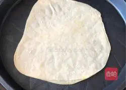 Illustration of how to make burritos 14