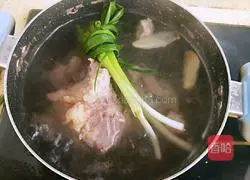 White radish stewed beef#light food and reduce fat#Recipe illustration 6