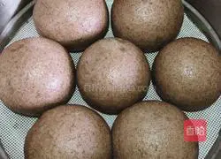 Illustration of how to make delicious whole wheat steamed buns 14