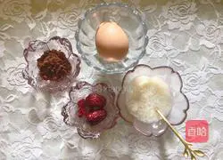 Illustration of how to make the holy product of beauty and breast enhancement