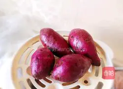 Illustration of how to make purple sweet potato rice cake 1