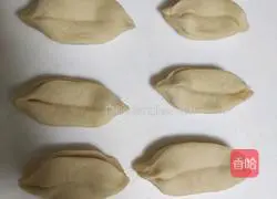 Illustration of how to make milk-flavored fried dough sticks 8