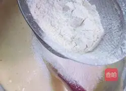 Illustration of how to make eight-inch whole egg cake (including cup cake) 4