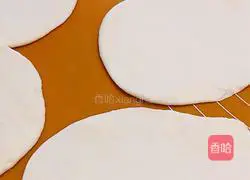 Illustration of how to make minced pork and cowpea buns 9